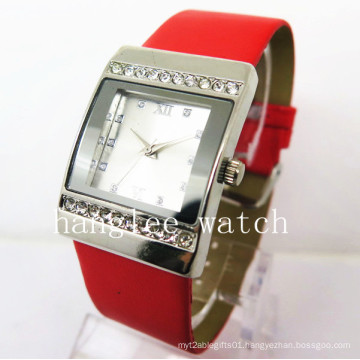 Diamond Alloy Case Watch Cheap Fashion Quartz Watch (HL-CD024)